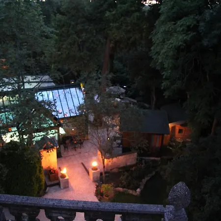 Bed and breakfast Chateau De La Fontenelle 3*